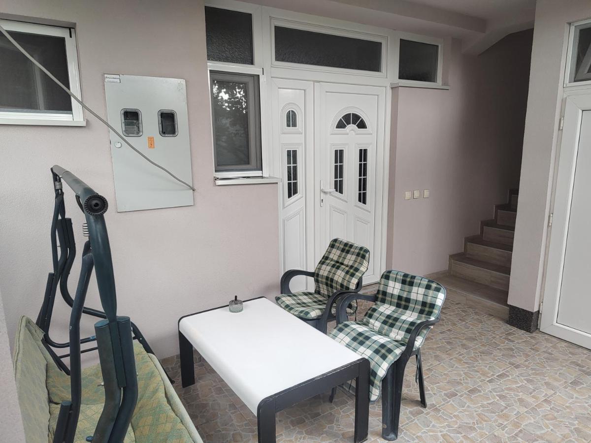 Apartman Anastasija Surcin Екстер'єр фото